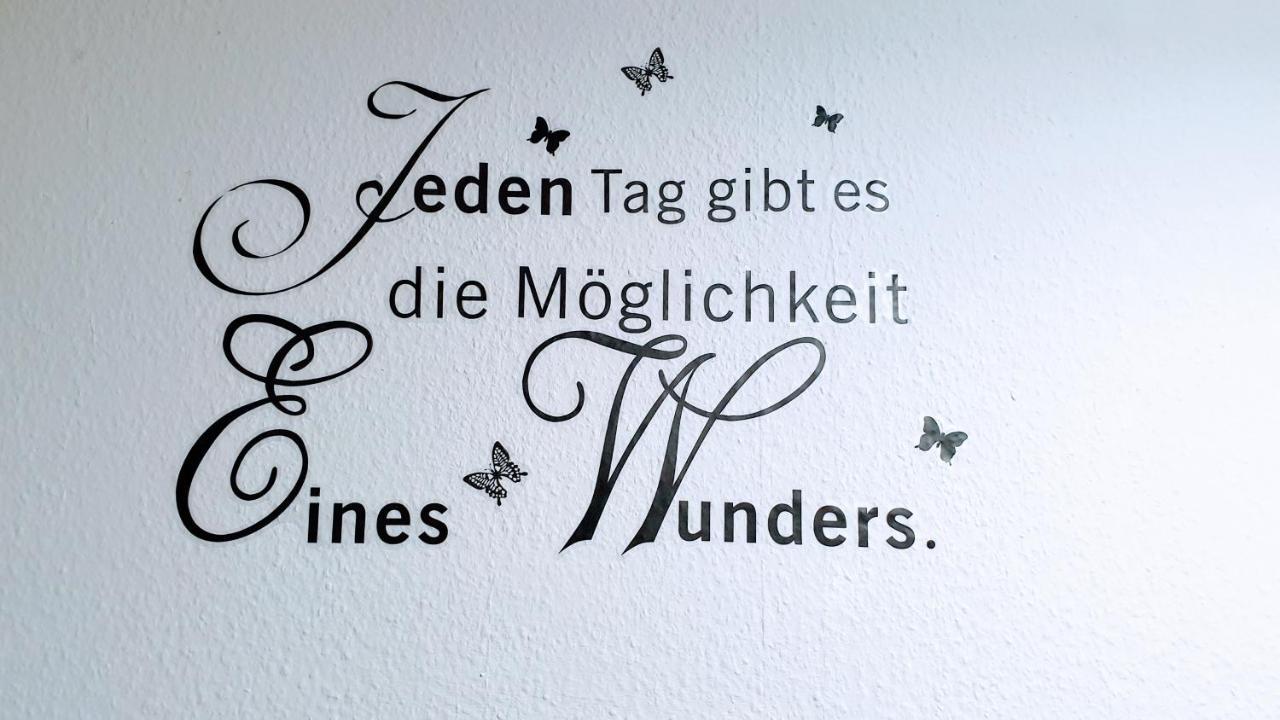 Budget Rooms In Halle With Shared Bathroom, Free Wifi, Netflix & Ipad Kültér fotó